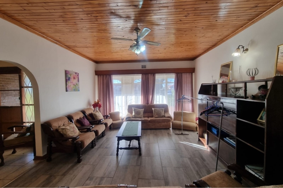4 Bedroom Property for Sale in Meiringspark North West